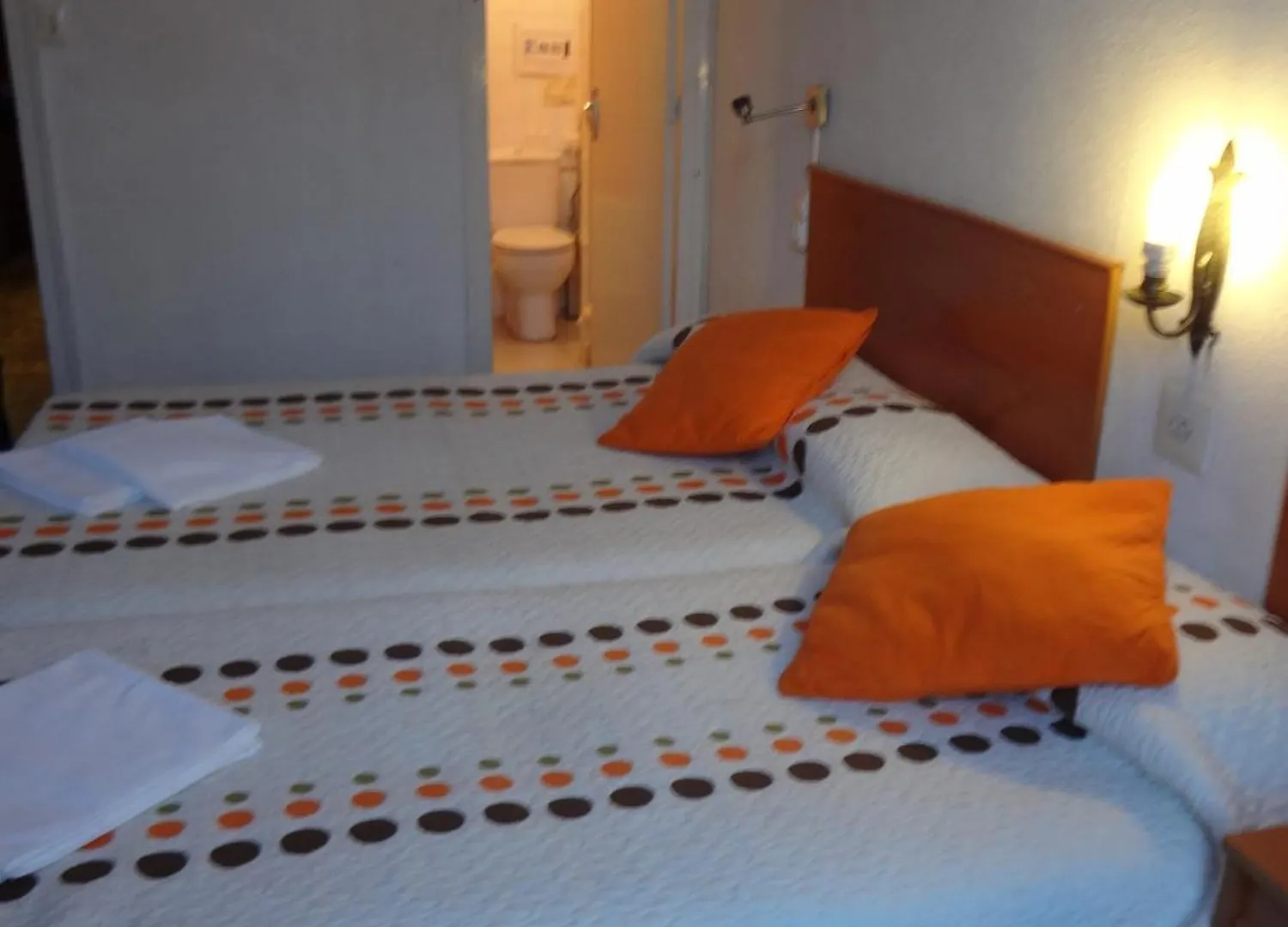 Hostal Lima Barcelona Spanien