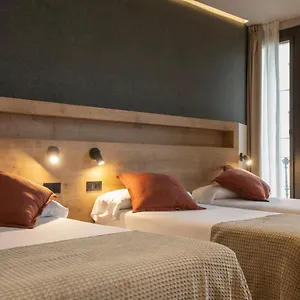 3* Gasthuis Fontanella By Bcn Urban
