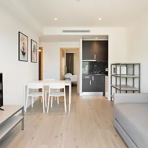 aparthotel-xic.topcostabravahotels.com/